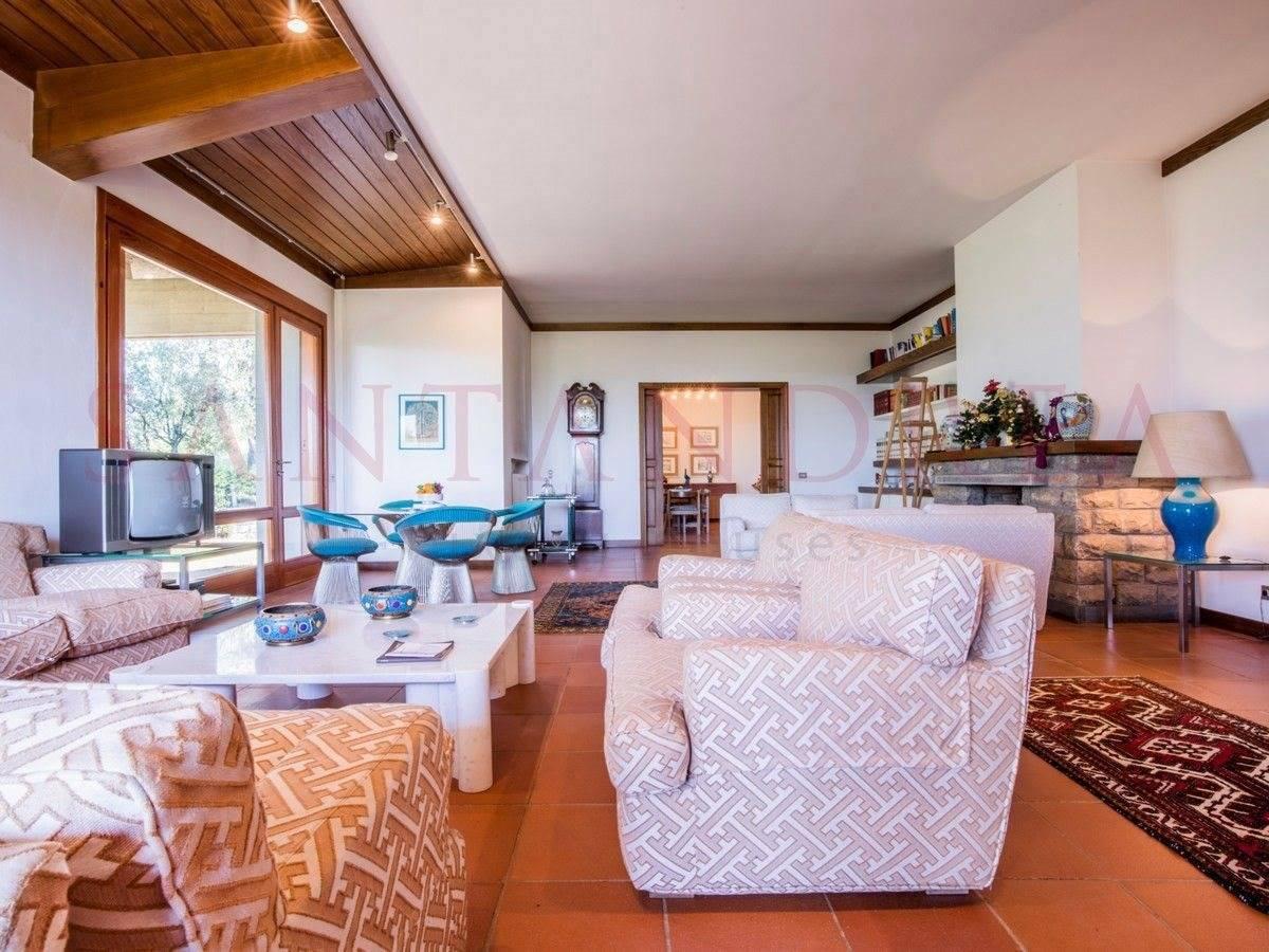 Picture of Villa For Sale in Nievole, Tuscany, Italy