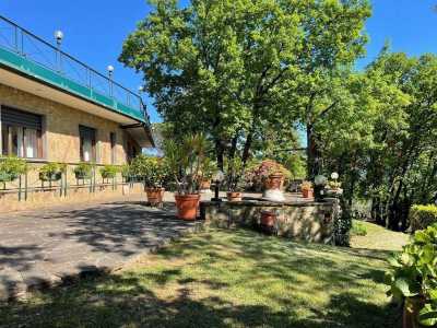 Villa For Sale in Firenze, Italy