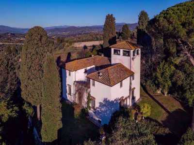 Villa For Sale in Firenze, Italy