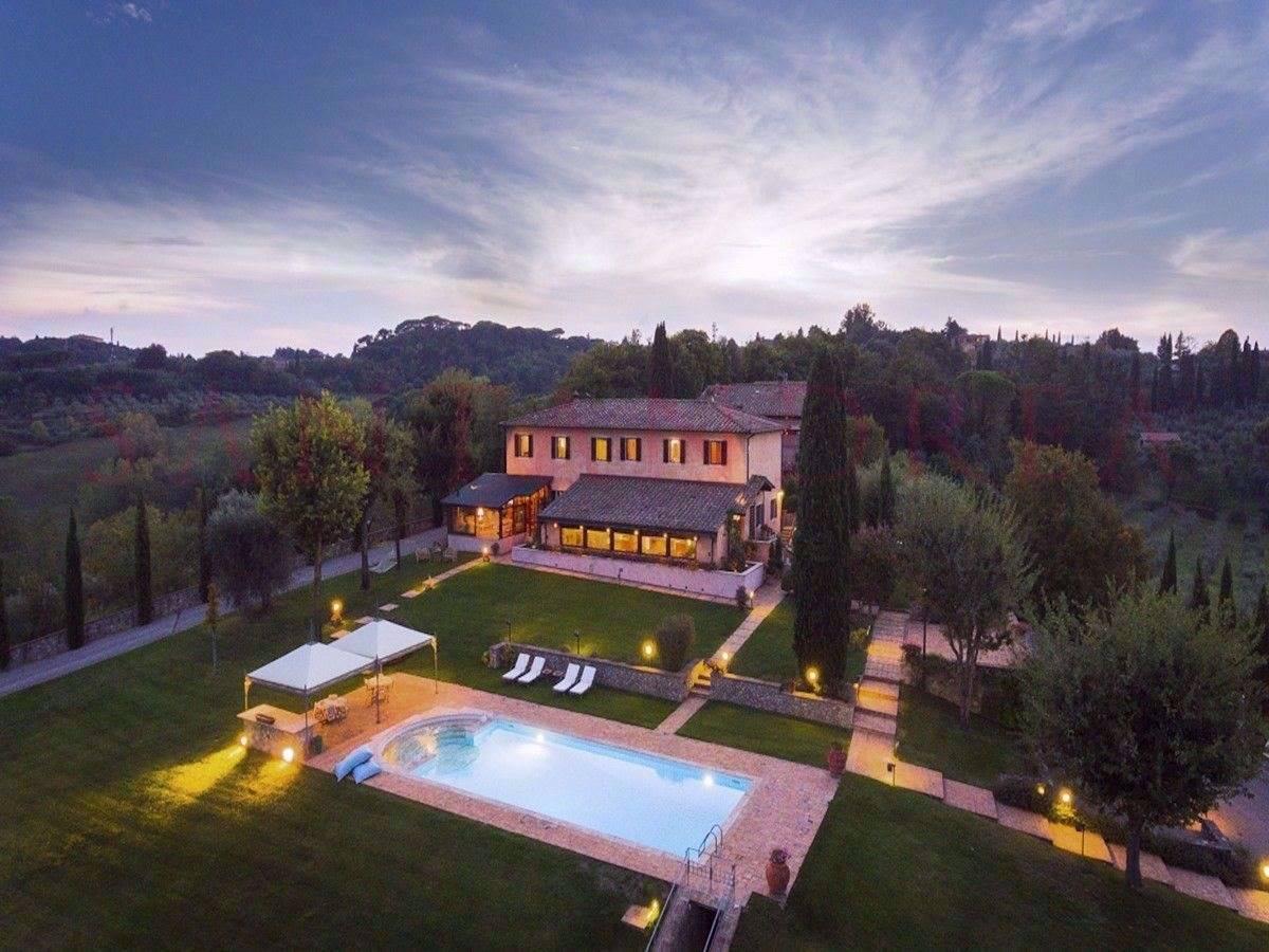 Picture of Villa For Sale in Siena, Tuscany, Italy