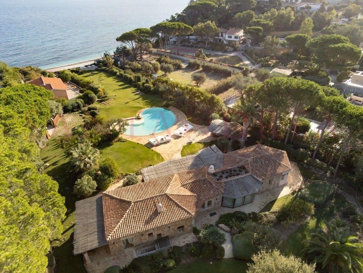 Picture of Villa For Sale in Portoferraio, Tuscany, Italy
