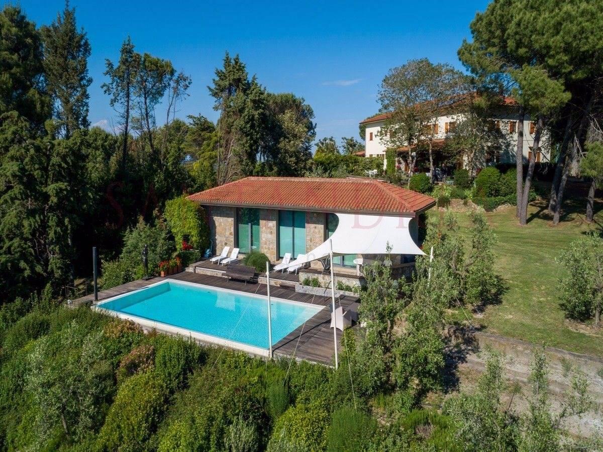 Picture of Villa For Sale in Collesalvetti, Tuscany, Italy