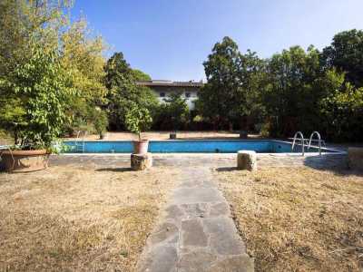 Villa For Sale in Sesto Fiorentino, Italy