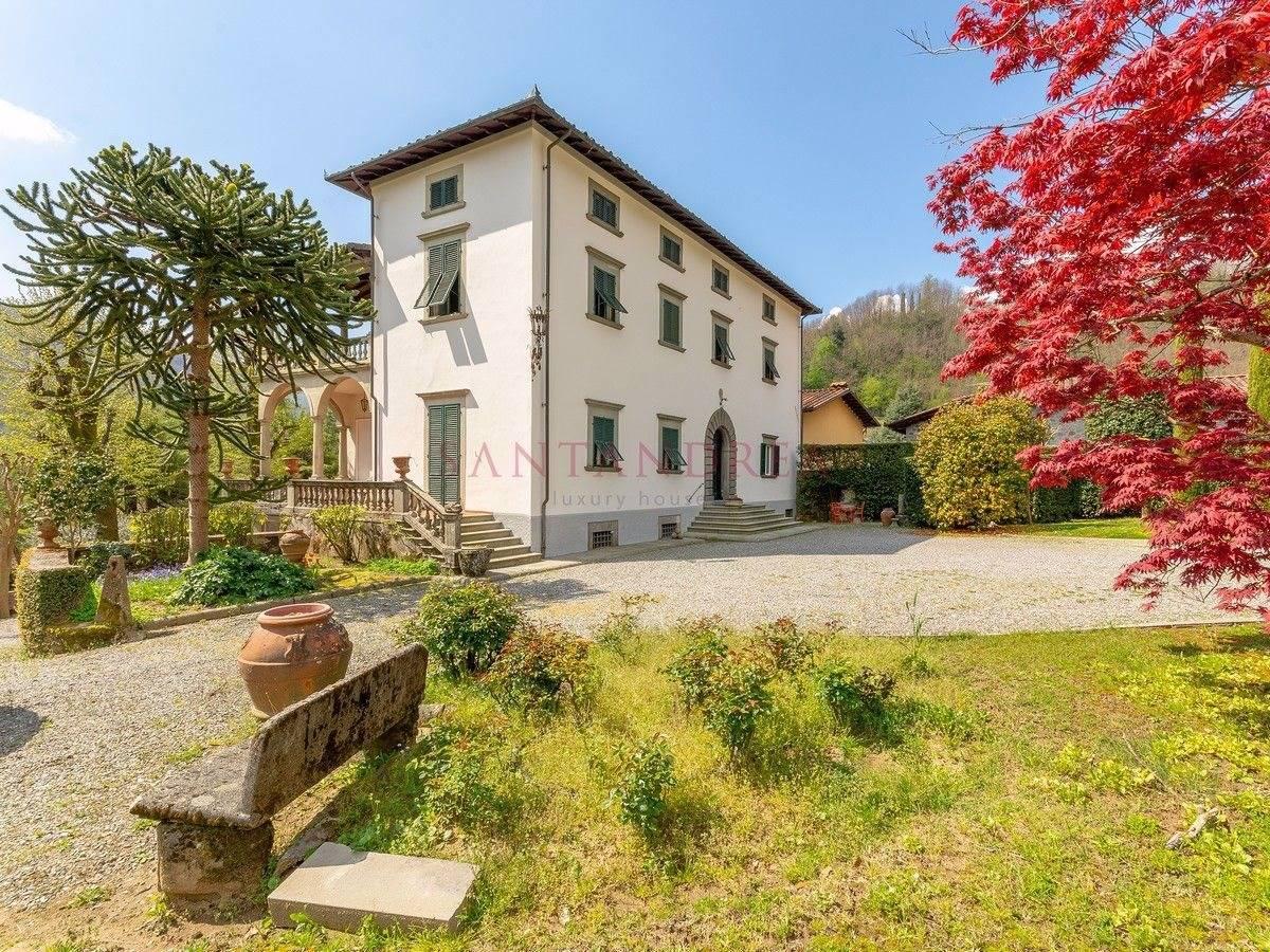 Picture of Villa For Sale in Bagni Di Lucca, Tuscany, Italy
