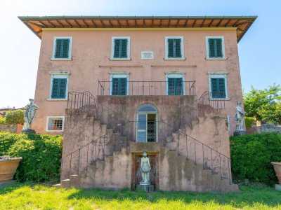 Villa For Sale in Massarosa, Italy