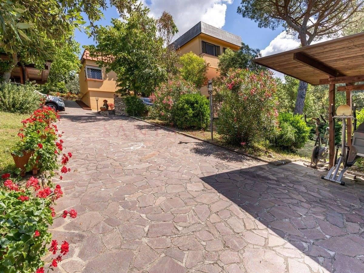 Picture of Villa For Sale in Rosignano Marittimo, Tuscany, Italy