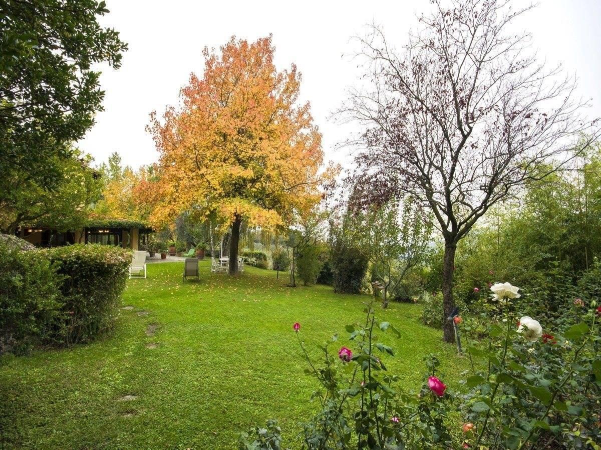 Picture of Villa For Sale in Prato, Tuscany, Italy