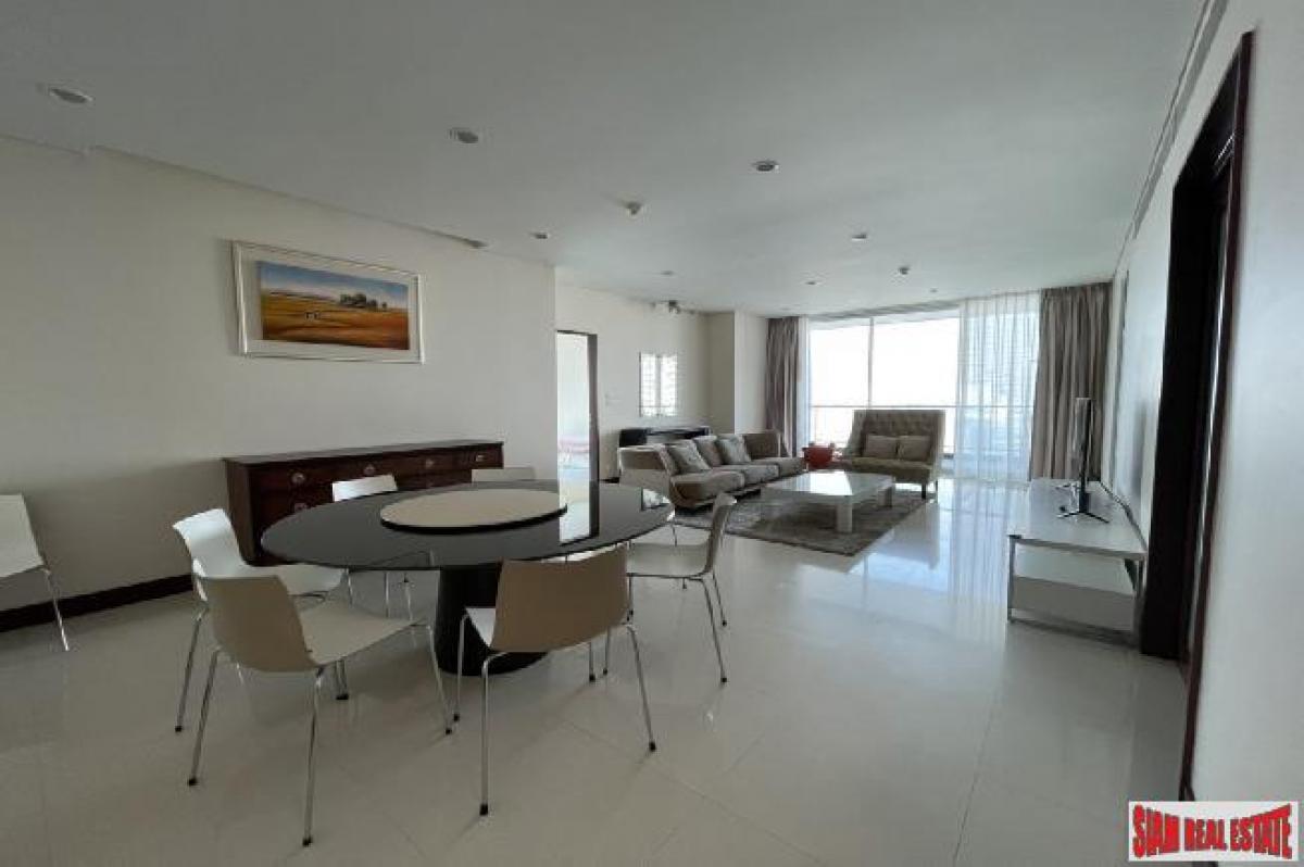 Picture of Apartment For Rent in Chit Lom, Bangkok, Thailand