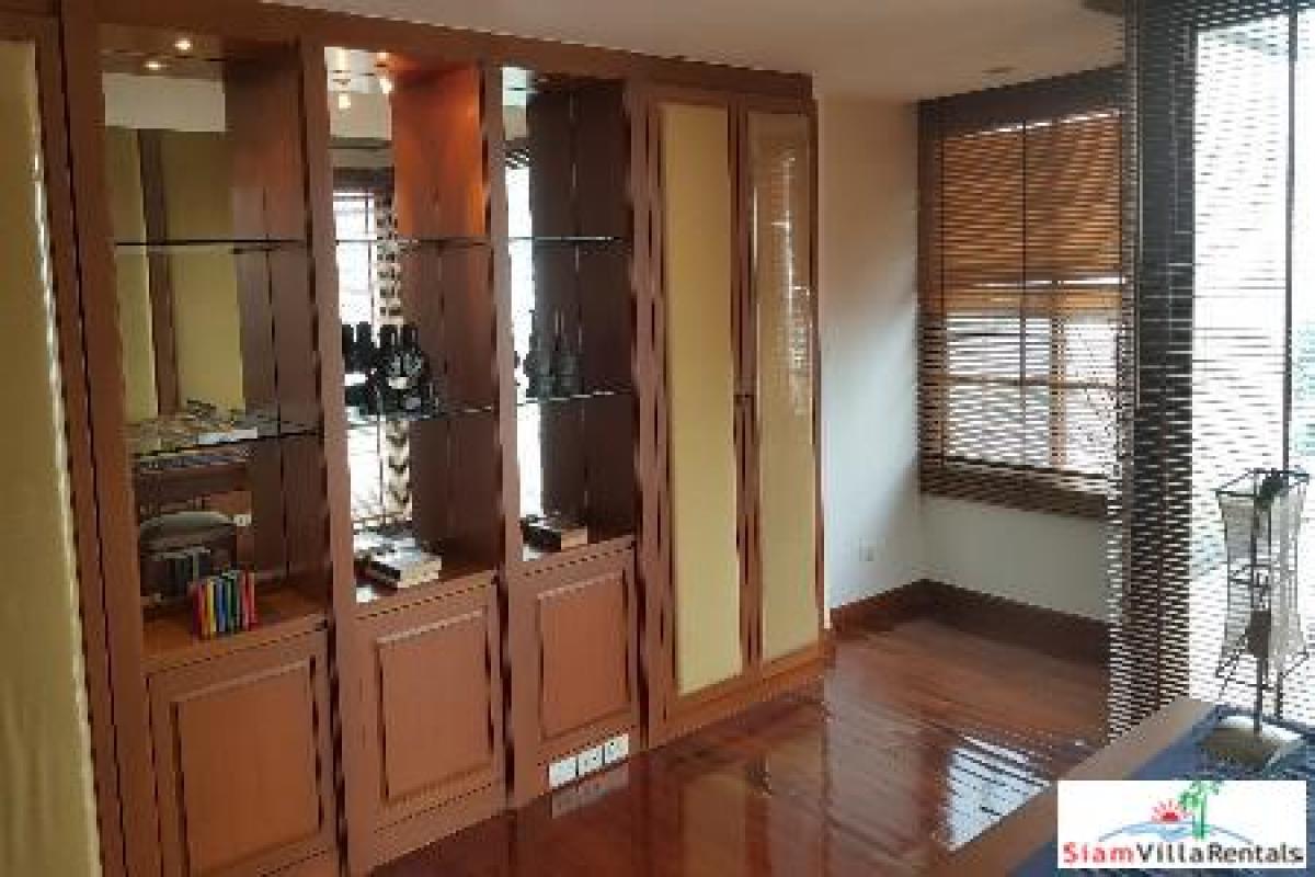 Picture of Apartment For Rent in Khlong Toei, Bangkok, Thailand