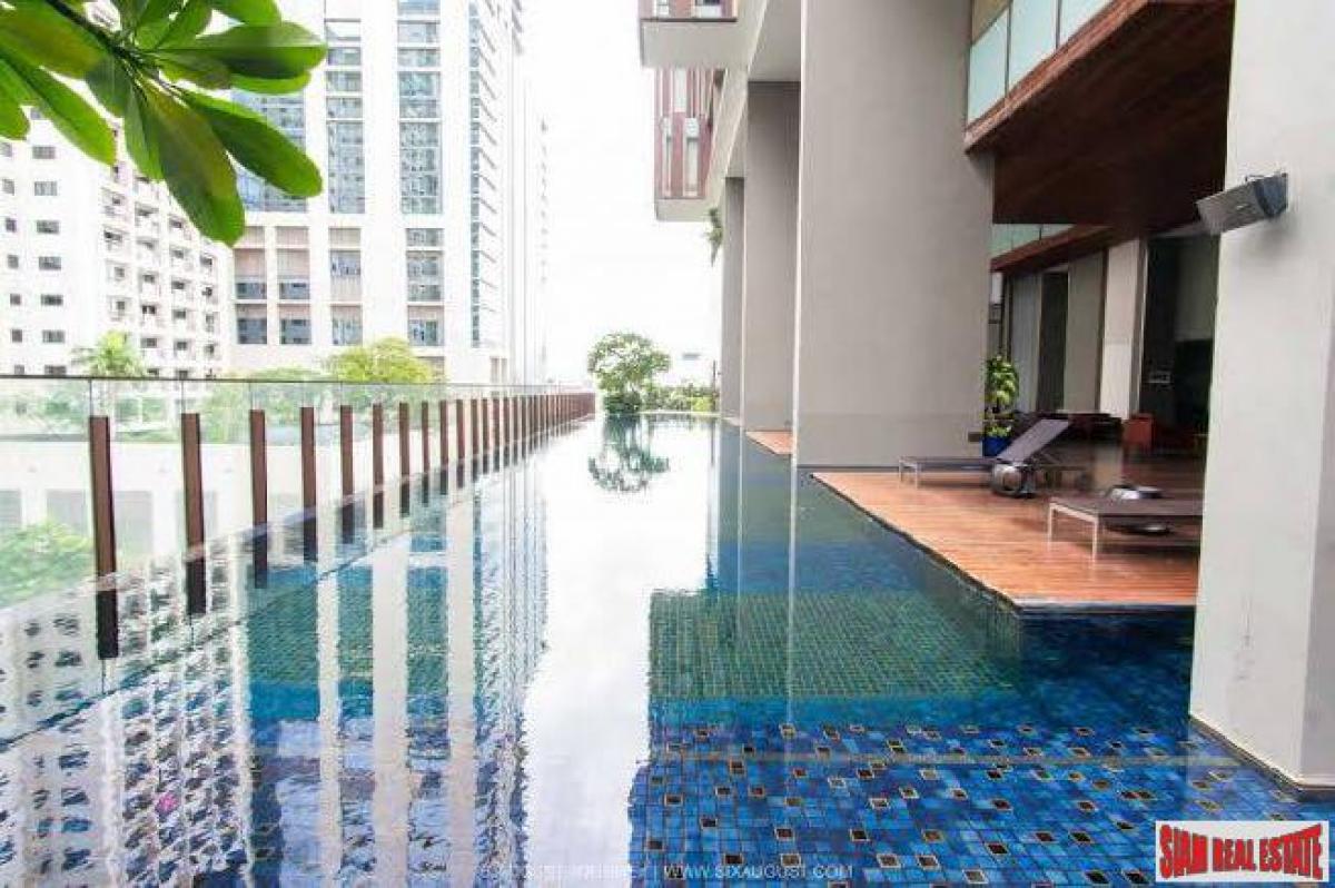 Picture of Apartment For Rent in Ratchadamri, Bangkok, Thailand