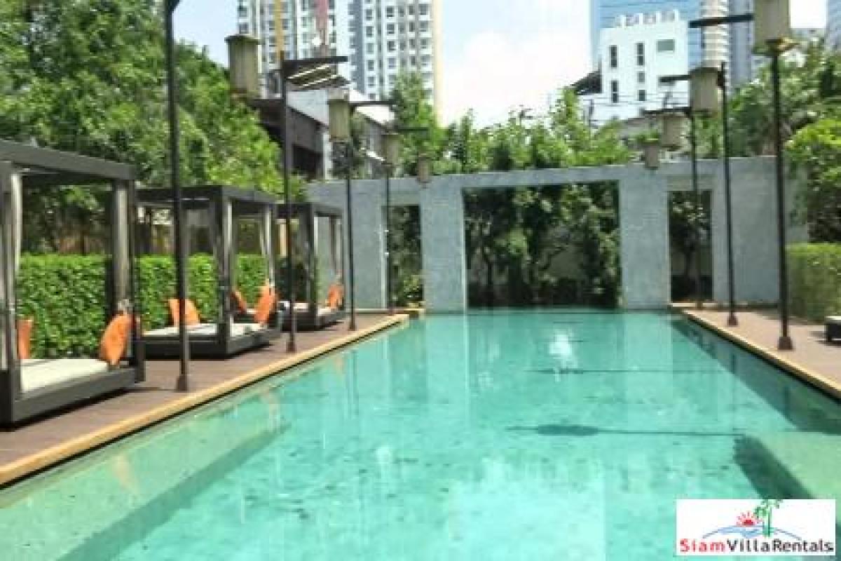Picture of Apartment For Rent in Si Lom, Bangkok, Thailand