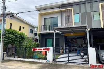 Home For Sale in Suan Luang, Thailand
