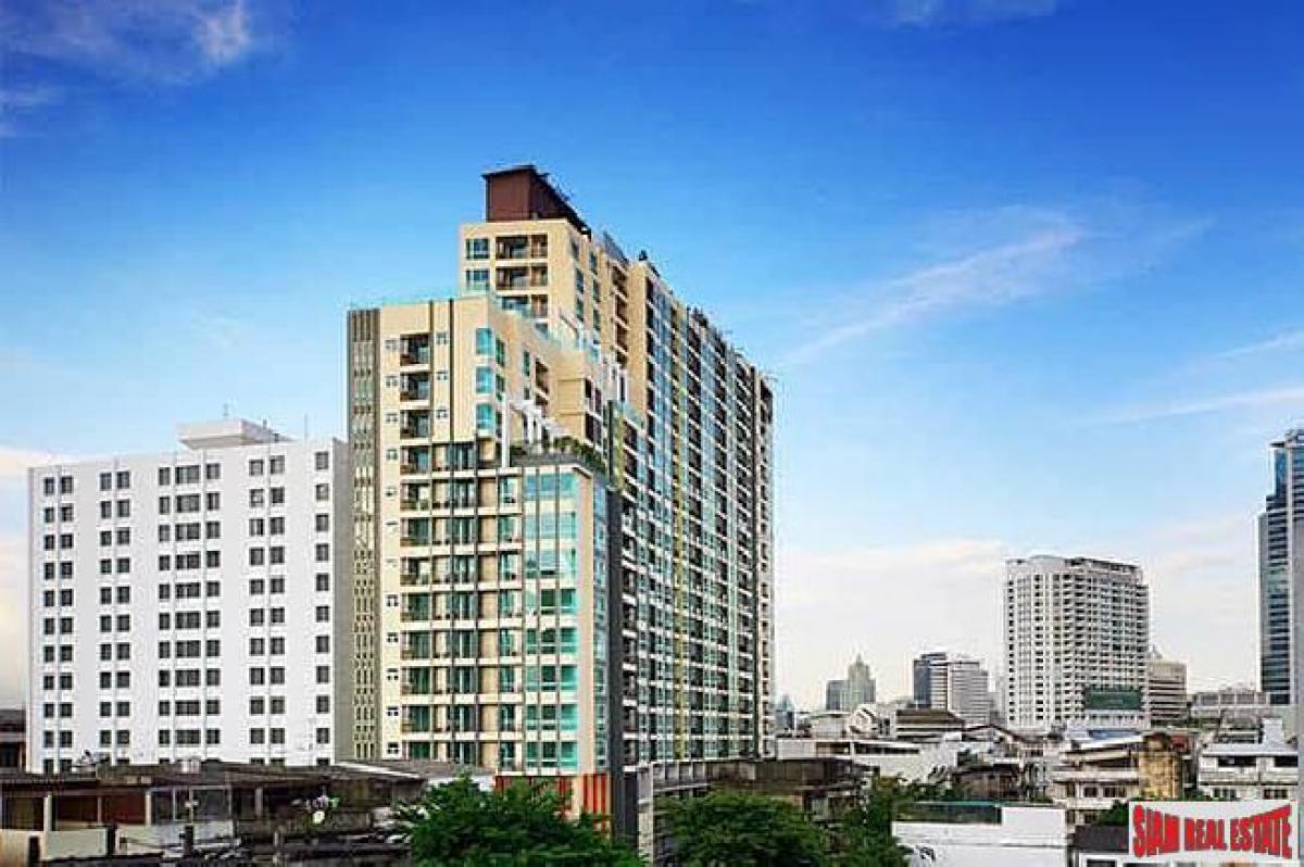 Picture of Apartment For Sale in Sam Yan, Bangkok, Thailand