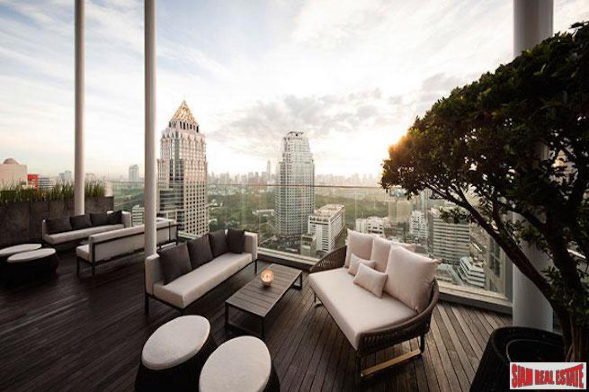 Picture of Apartment For Sale in Si Lom, Bangkok, Thailand