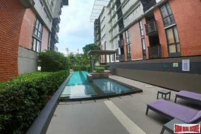 Apartment For Sale in Bearing, Thailand