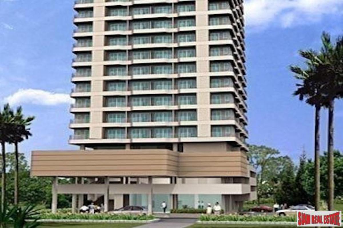 Picture of Apartment For Sale in Huai Khwang, Bangkok, Thailand