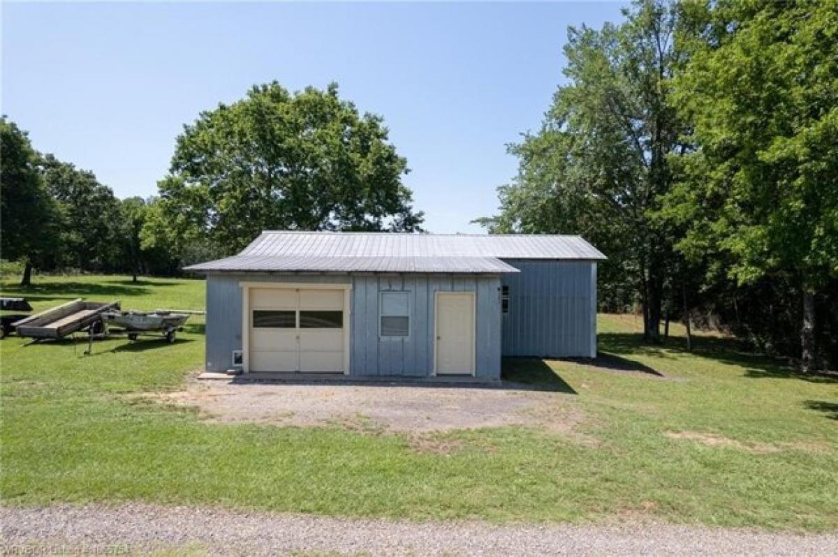 Picture of Home For Sale in Pocola, Oklahoma, United States