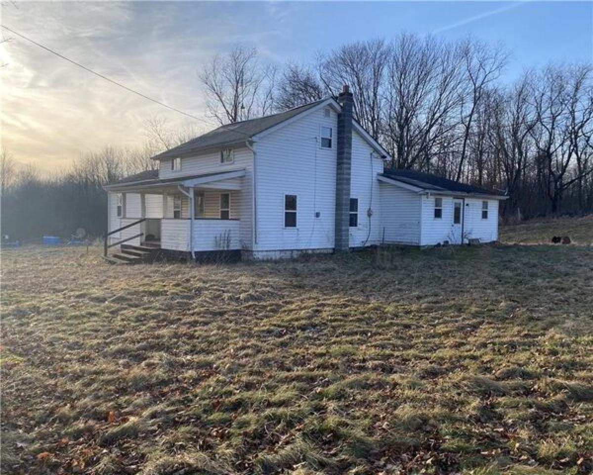 Picture of Home For Sale in Conneautville, Pennsylvania, United States