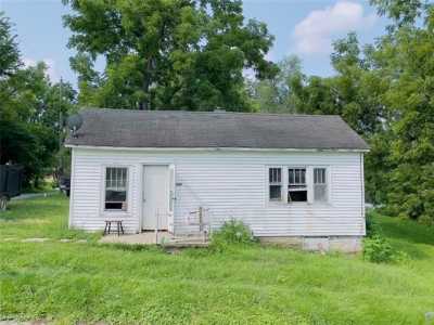 Home For Sale in Trenton, Missouri