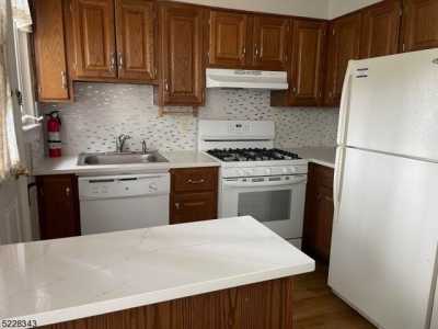 Home For Rent in Cranford, New Jersey