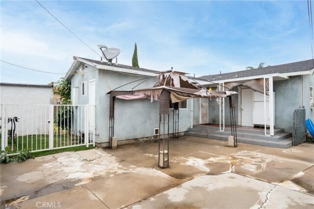 Picture of Home For Sale in Huntington Park, California, United States