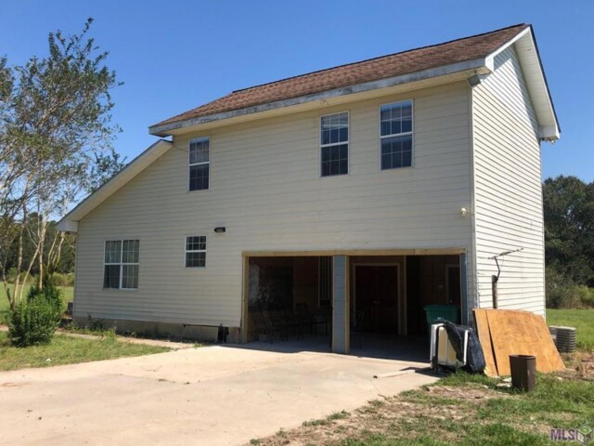 Picture of Home For Sale in Zachary, Louisiana, United States