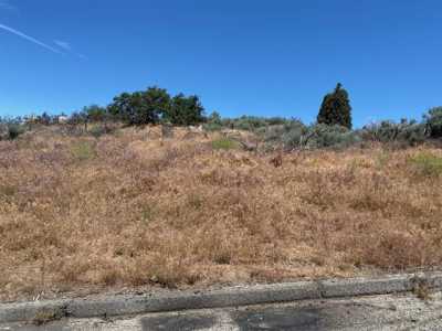 Residential Land For Sale in Tehachapi, California