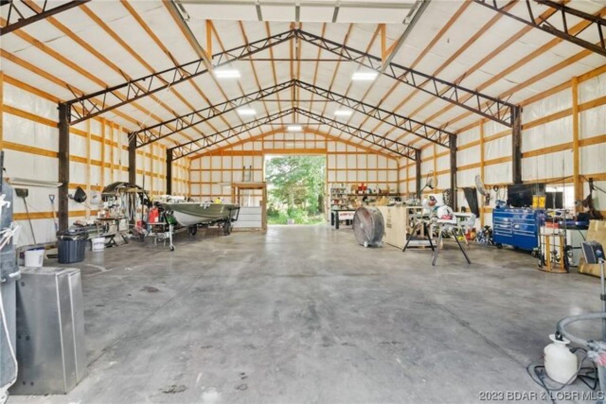 Picture of Home For Sale in Eldon, Missouri, United States