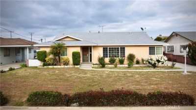 Home For Sale in Artesia, California