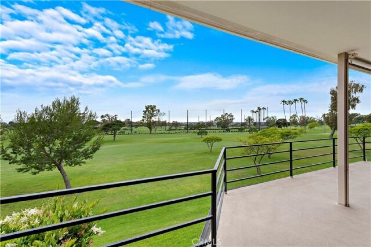 Picture of Home For Sale in Newport Beach, California, United States