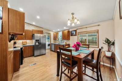 Home For Sale in Sumner, Washington