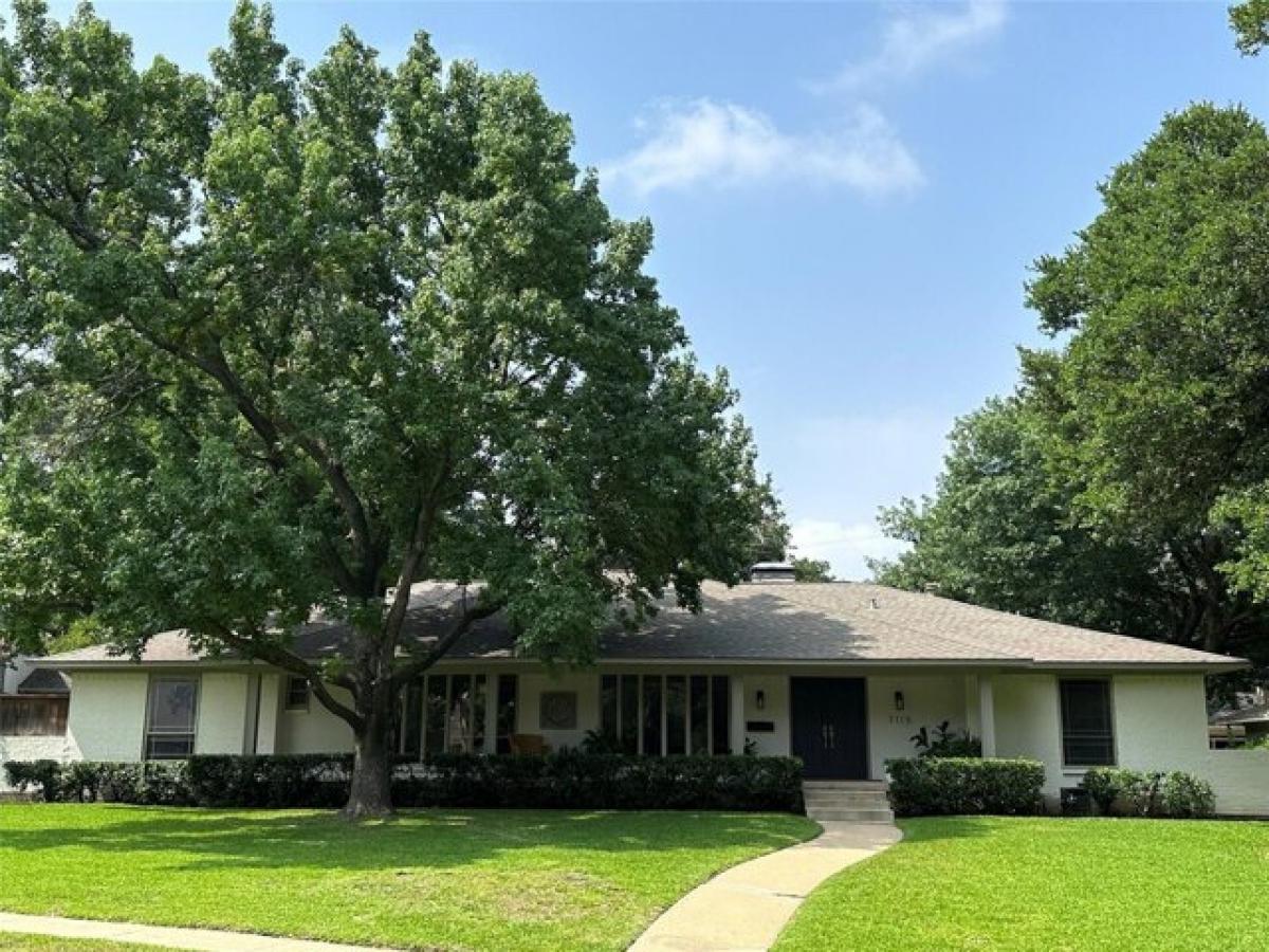 Picture of Home For Sale in Dallas, Texas, United States