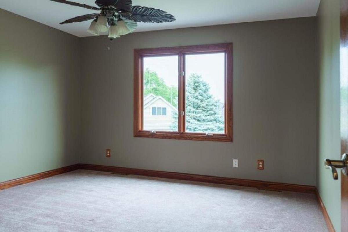 Picture of Home For Sale in Seneca, Illinois, United States