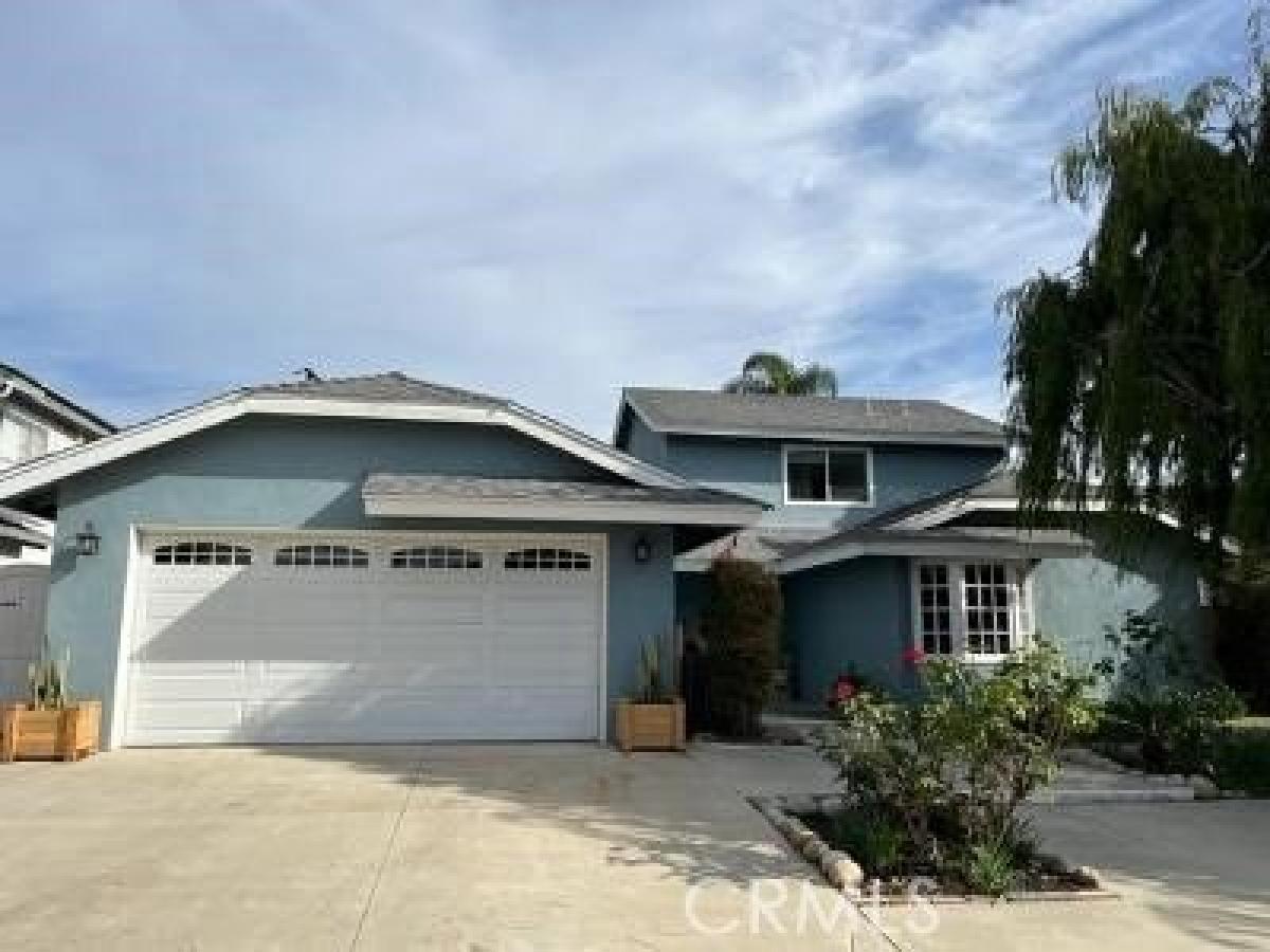 Picture of Home For Sale in Huntington Beach, California, United States