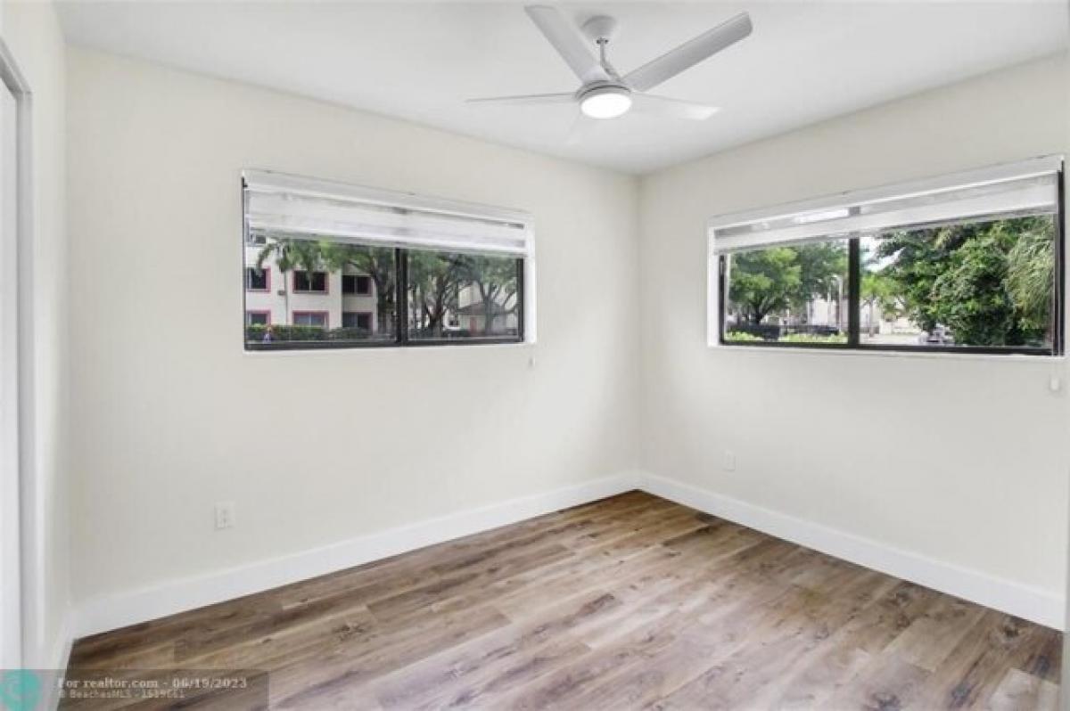 Picture of Home For Sale in Opa Locka, Florida, United States