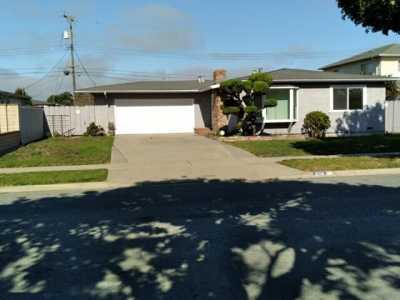 Home For Sale in Salinas, California