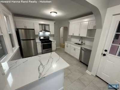 Home For Rent in Palisades Park, New Jersey