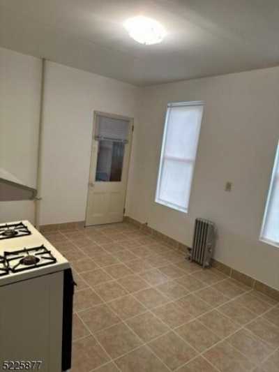 Home For Rent in Bloomfield, New Jersey