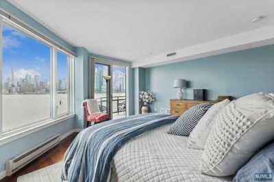 Home For Sale in Weehawken, New Jersey