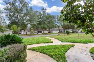 Home For Sale in Temple Terrace, Florida