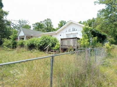 Home For Sale in Exeter, Missouri