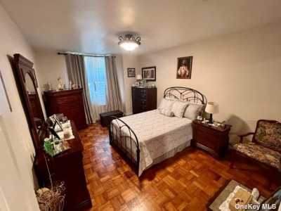 Home For Sale in Howard Beach, New York
