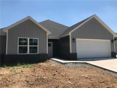 Home For Sale in Gentry, Arkansas
