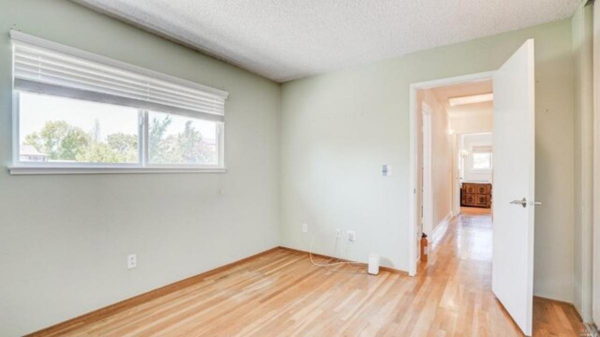Picture of Home For Sale in Novato, California, United States