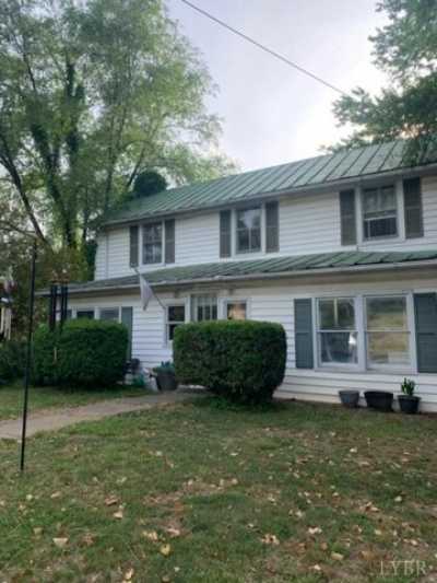 Home For Sale in Lovingston, Virginia