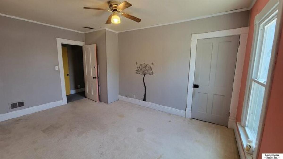 Picture of Home For Sale in Auburn, Nebraska, United States