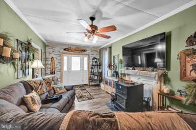 Home For Sale in Thomasville, Pennsylvania