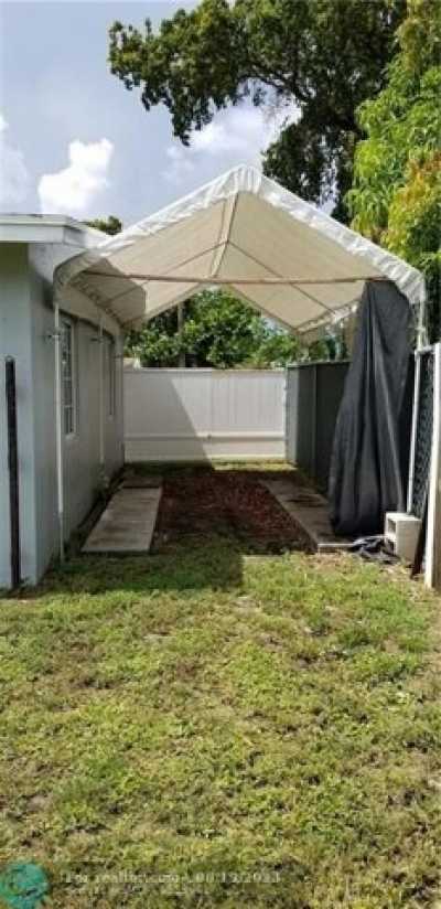 Home For Rent in Pompano Beach, Florida