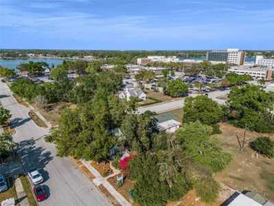Home For Sale in Winter Haven, Florida