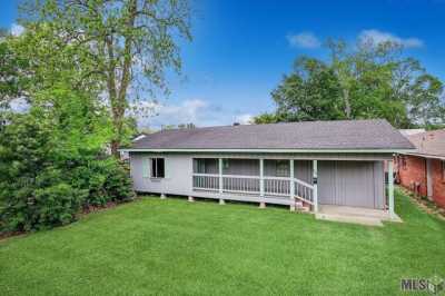 Home For Sale in Gonzales, Louisiana